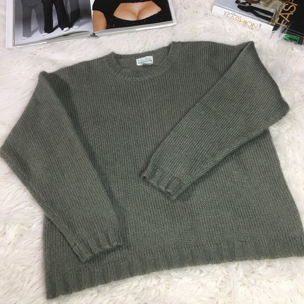 Vintage 80s 90s Van Heusen Mohair Wool Sweater Sage Green Large Hong Kong